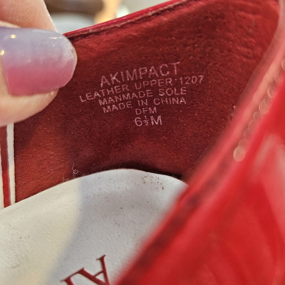 AK Anne Klein Impact Leather Heels Red Sz 6.5 3.5" Heel Sexy EUC - Picture 2 of 12